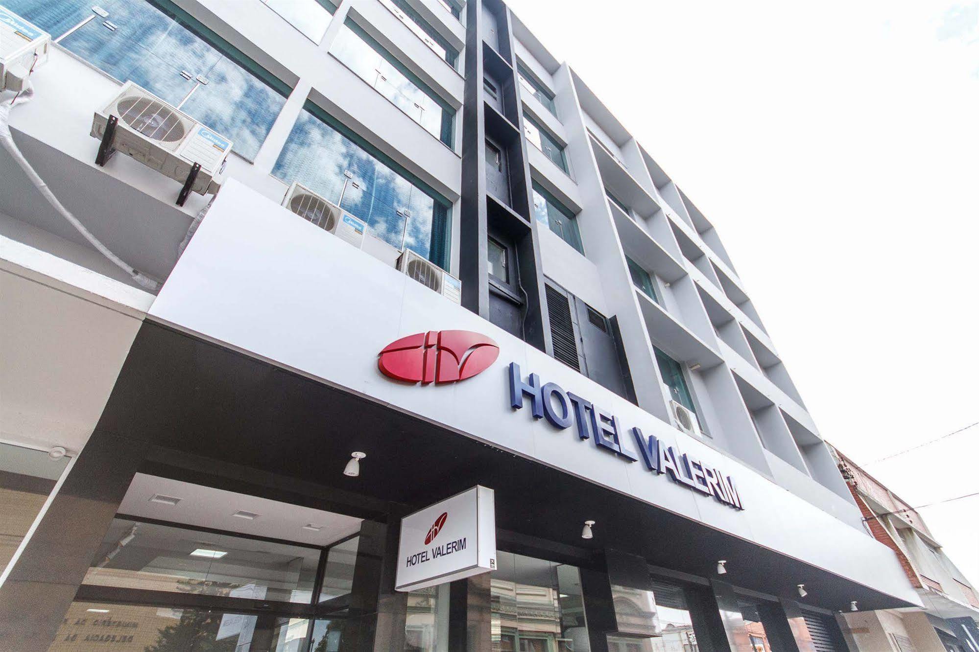 Hotel Valerim Itajai / Navegantes Esterno foto