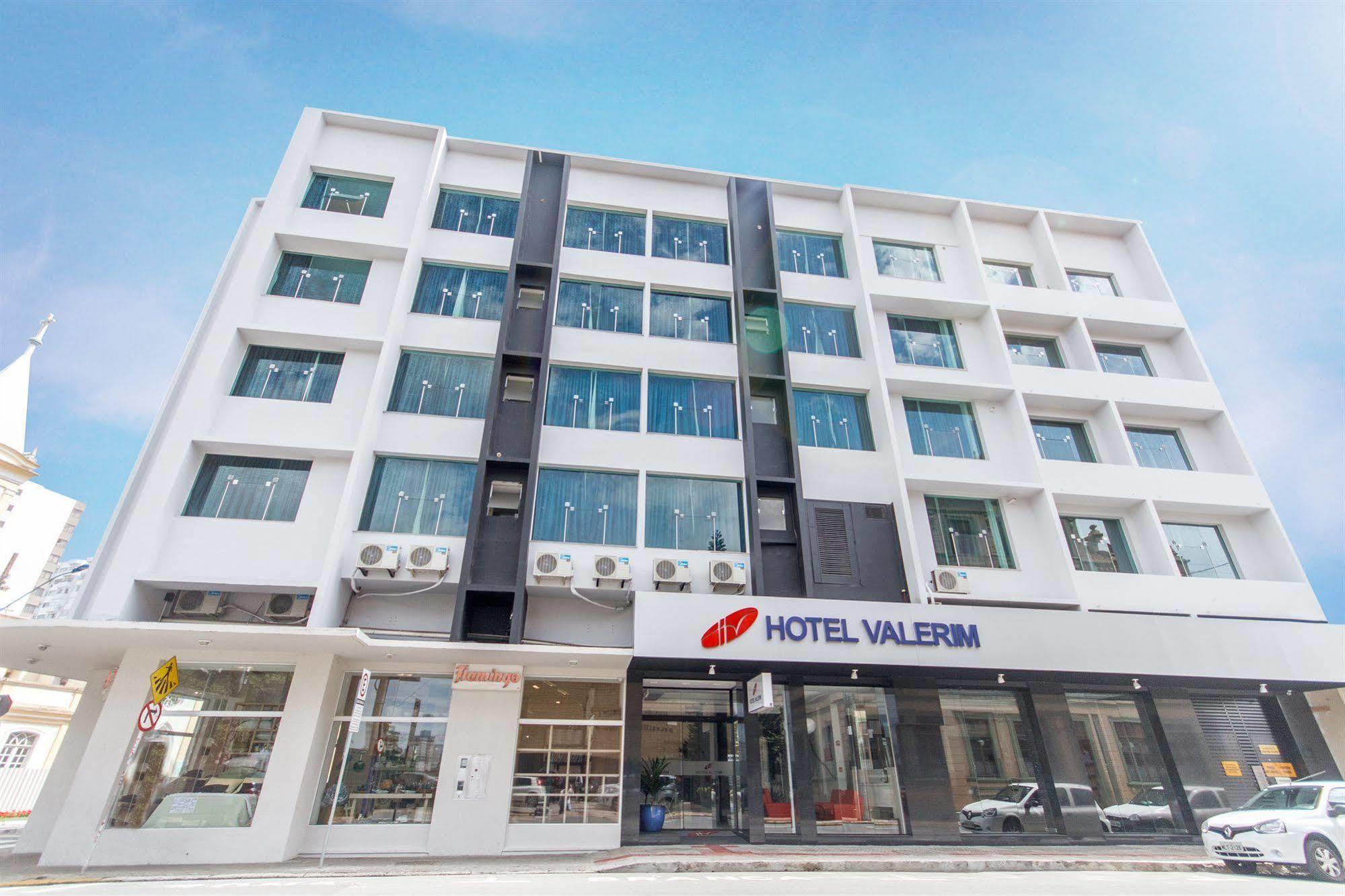 Hotel Valerim Itajai / Navegantes Esterno foto